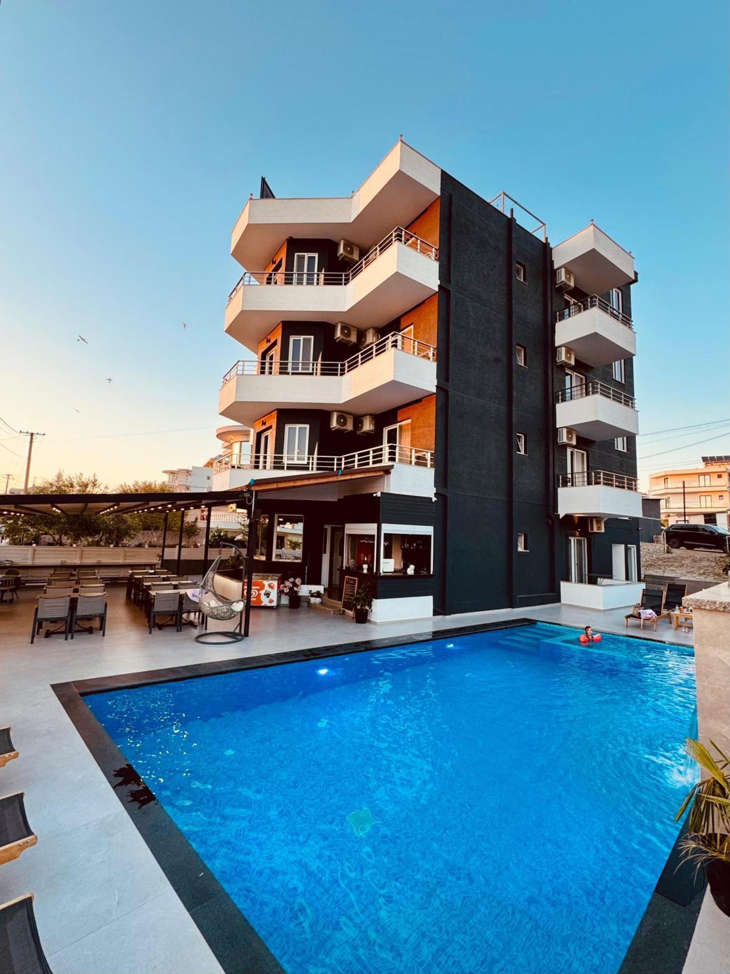 Sunshine Hotel Ksamil